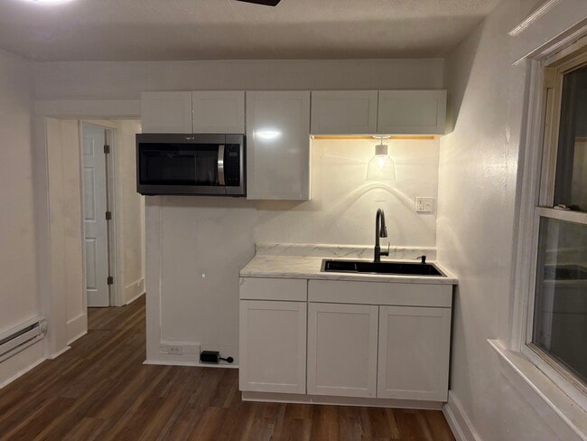 Photo - 38 Prospect St Unit Newly renovated 3 bedroom, 1 bathroom