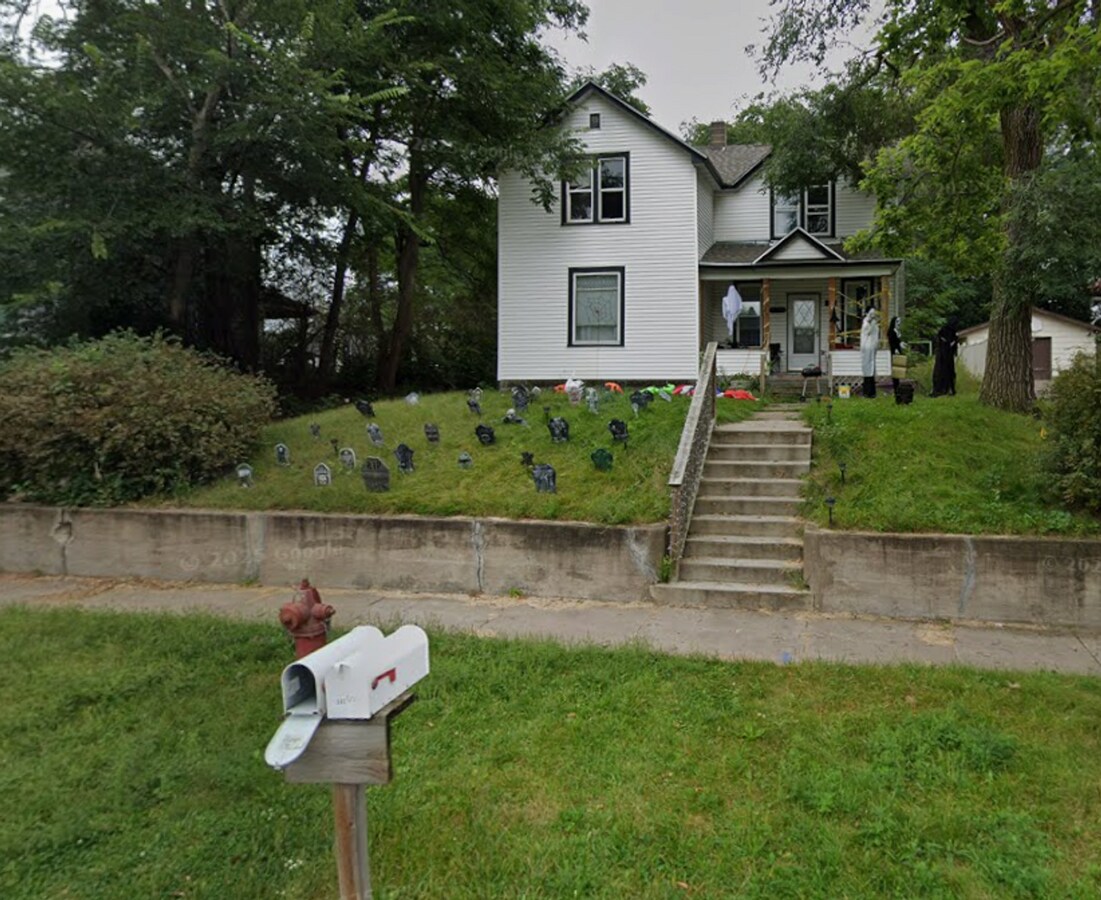 Photo - 543 McDonough St Unit 2