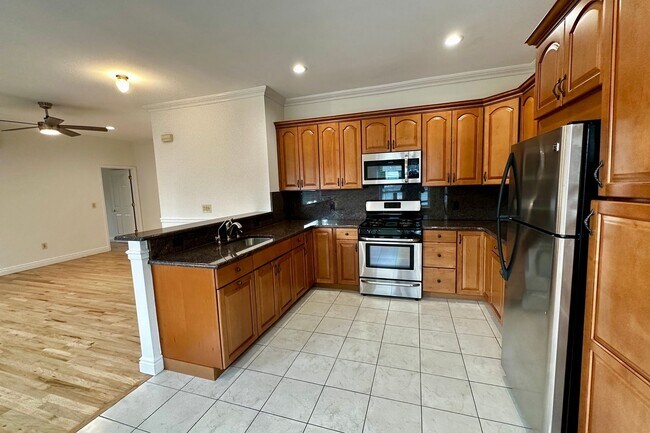 Photo - 35 N Farview Ave Unidad # 1