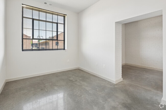 2BR, 2BA - 900SF - Dining Room