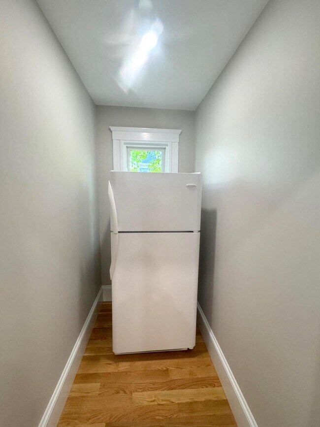 Photo - 11 Belmont Sq Unit 1