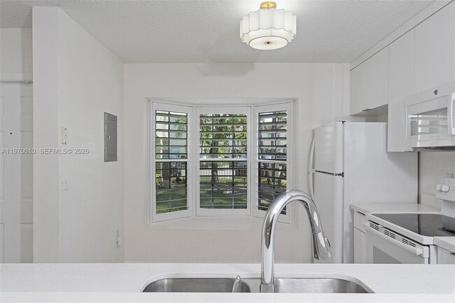 Photo - 706 NW 108th Terrace