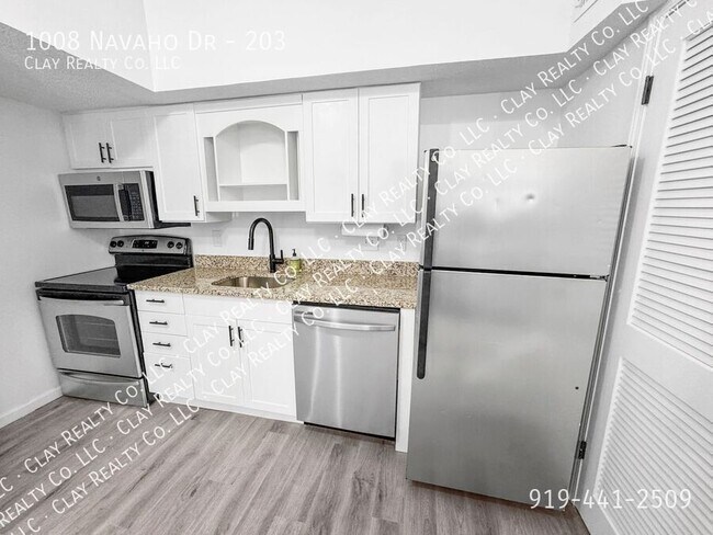 Photo - 1008 Navaho Dr Unit 203
