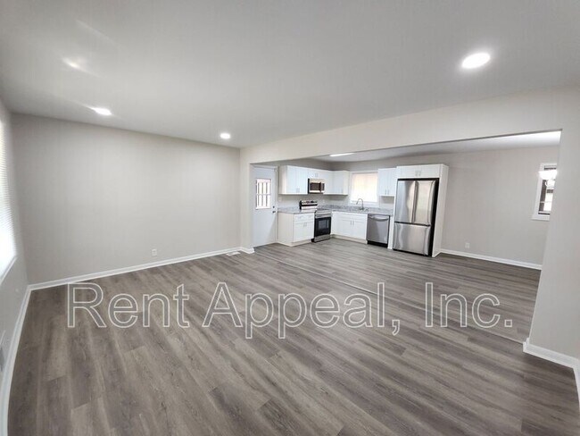 Photo - 5370 Longmeadow Ln