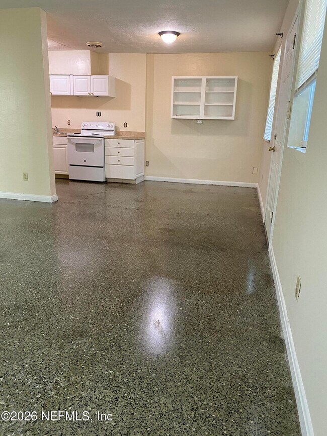912 Arco Dr Unit 1