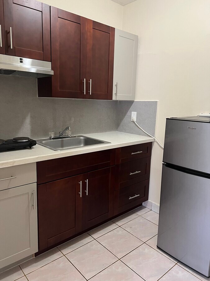 Photo - 1131 NE 170th St