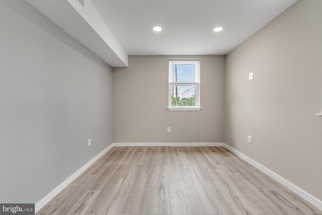 Photo - 435 W Susquehanna Ave Unit 2