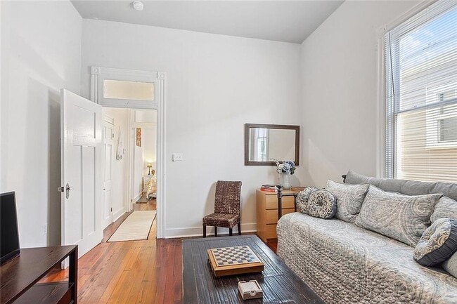 Photo - 2721 General Taylor St