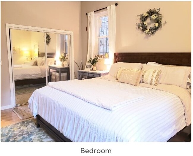 Building Photo - 1502 Mount Vernon St Unit A