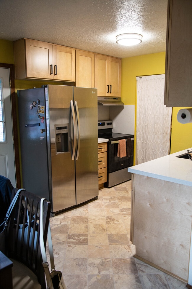 Photo - 6647 N Astor St Unidad A