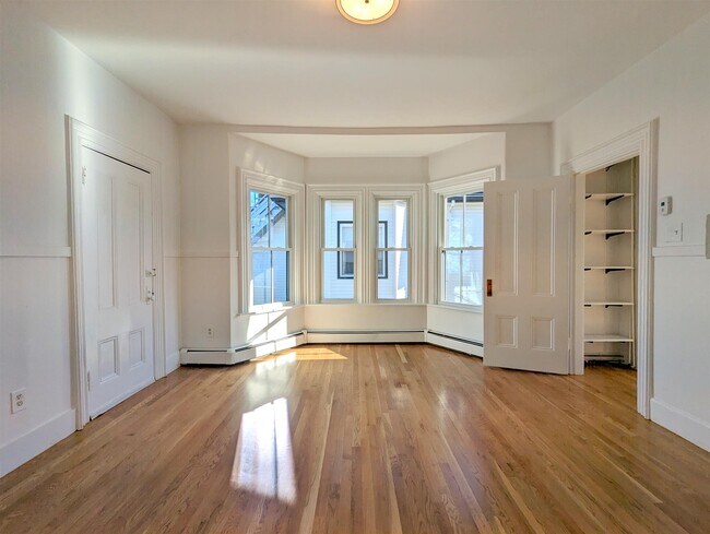 Photo - 17 Howe St Unit 1