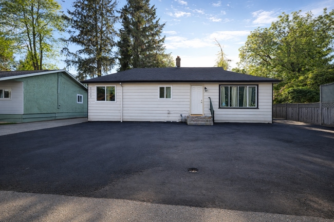 Building Photo - 2329 Mouldstade Rd