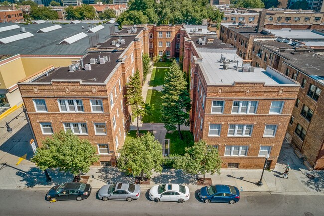 3521-29 N. Broadway - 3521-29 N. Broadway Apartments