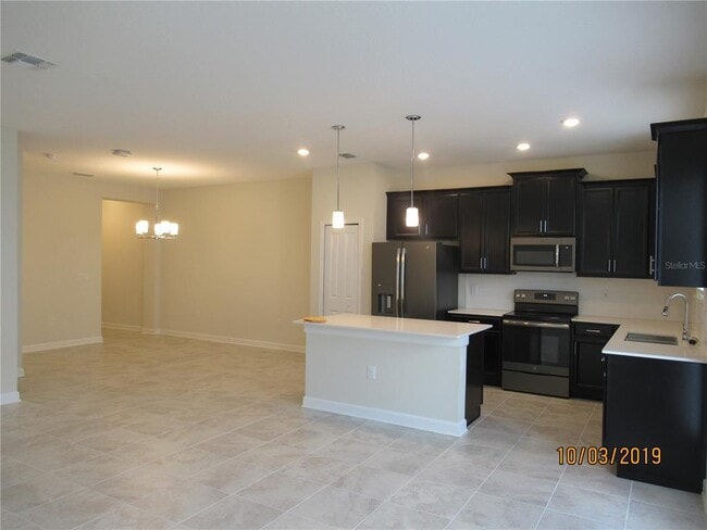 Photo - 2904 Sentence St