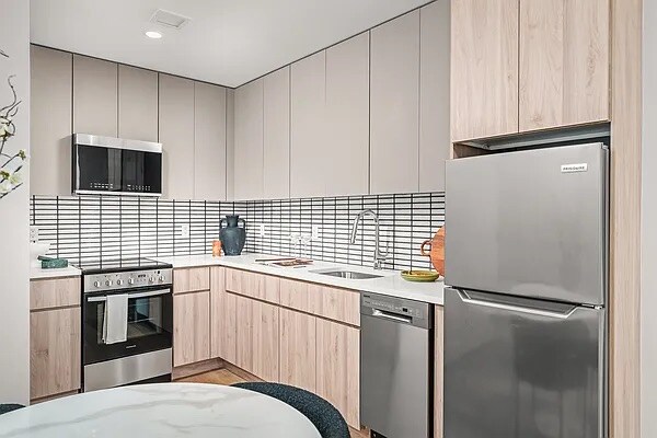 Photo - 91 Bruckner Blvd Unit 4A