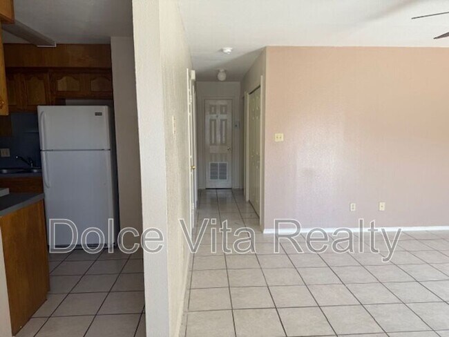 Photo - 4105 N 24th Ln Unit Apt 3