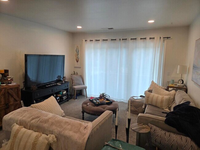 Photo - 50 Lambert Dr Unit D2