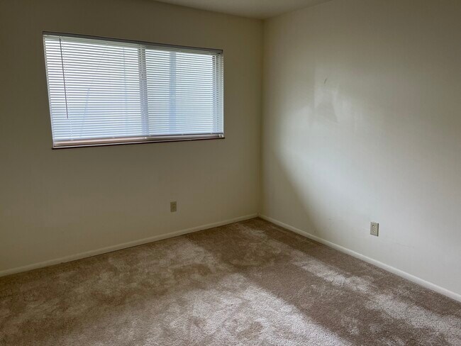 Coldwater Crossing Apartments