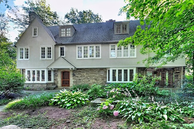 Photo - 2265 Stillman Rd