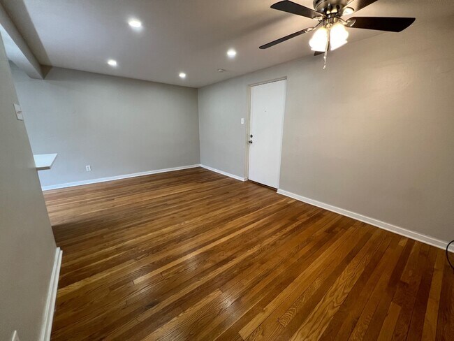 Photo - Ashbourne Apartments