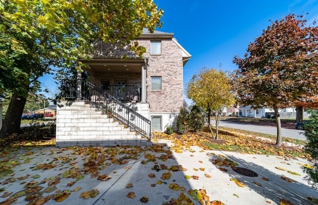 Photo - 806 S Bend Ave