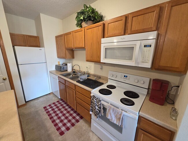 Photo - The Urban Condo You've Been Waiting For- 2bd/2ba in St. Paul's Greater East Side
