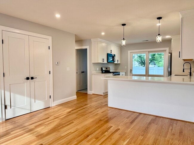 Photo - 71 Bolivar St