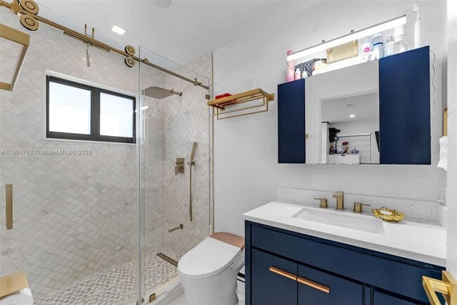 Photo - 10364 SW 6th St