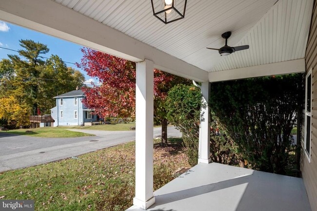 Photo - 2201 Alvin Ave