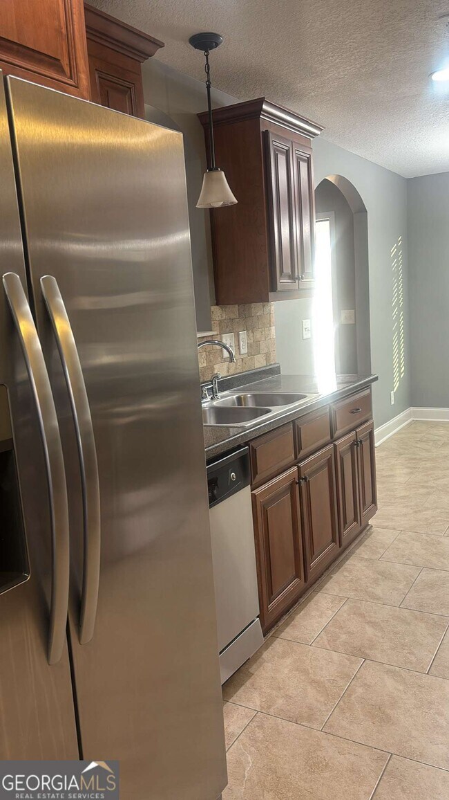 Photo - 303 S Charity Ln