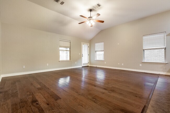 Photo - 2609 NW 183rd St