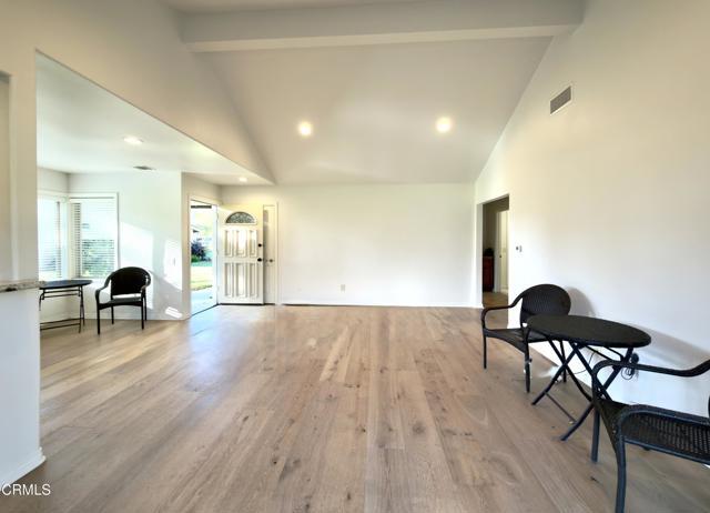 Photo - 8146 Village 8