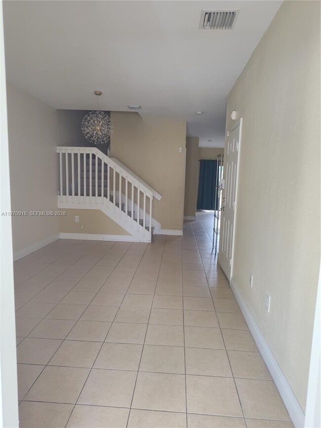 Photo - 3705 NE 4th St