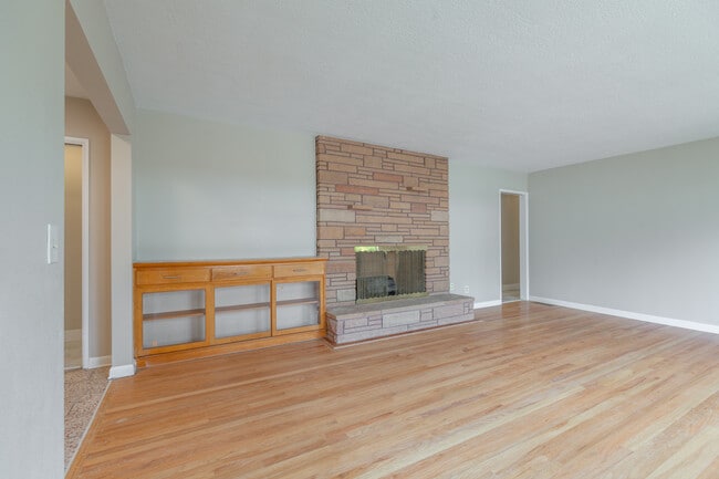 Photo - 3728 SE 49th Ave