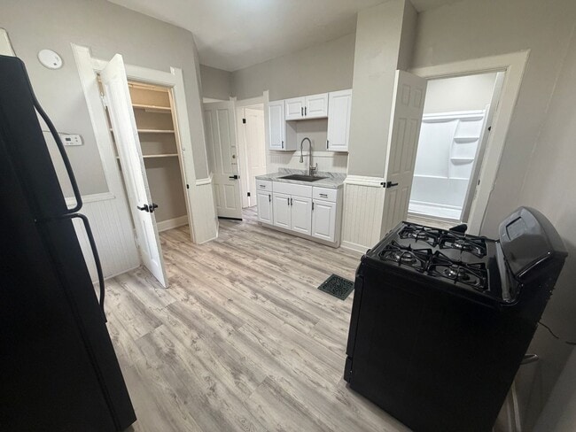 Building Photo - 338 W Reservoir Ave Unit 338A W Reservoir