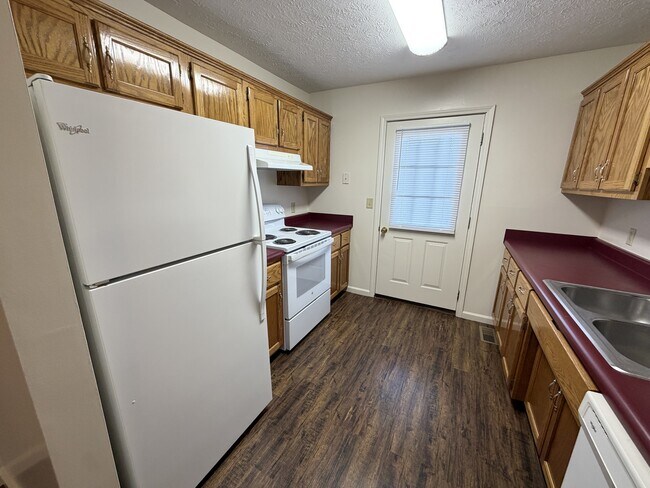 28 Blevins Mayfield Rd Unit 2