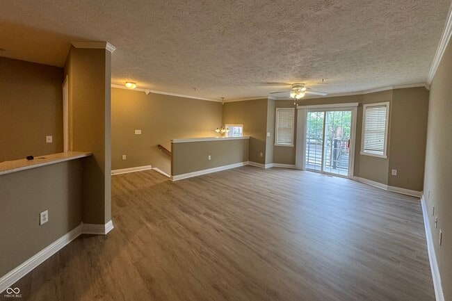Photo - 1475 Autumn Oak St