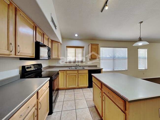 Photo - 10257 W Jessie Ln