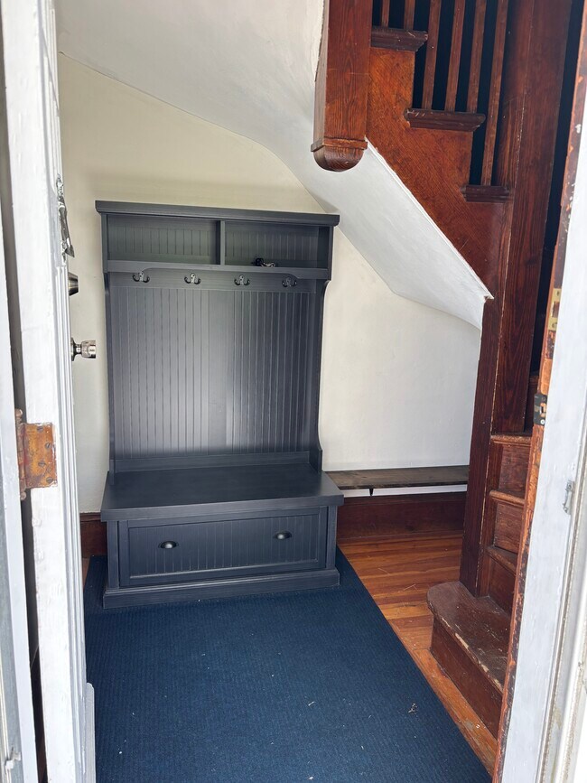 Photo - 582 Admiral St Unidad 2nd Floor