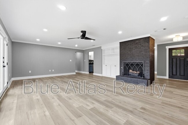 Photo - 15625 Terrace Lawn Cir