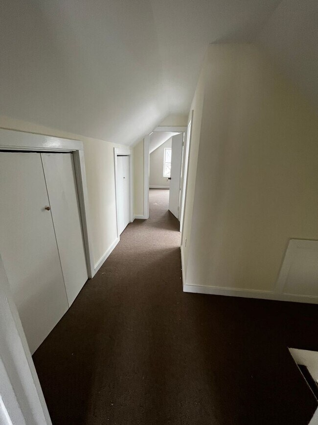 Photo - 20-22-22 Winter St Unidad 20