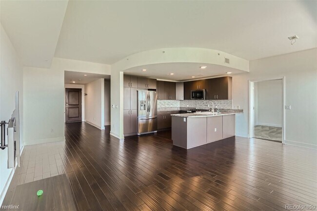 Photo - 1 br, 1 bath Condo - 2990 East 17th Avenue...