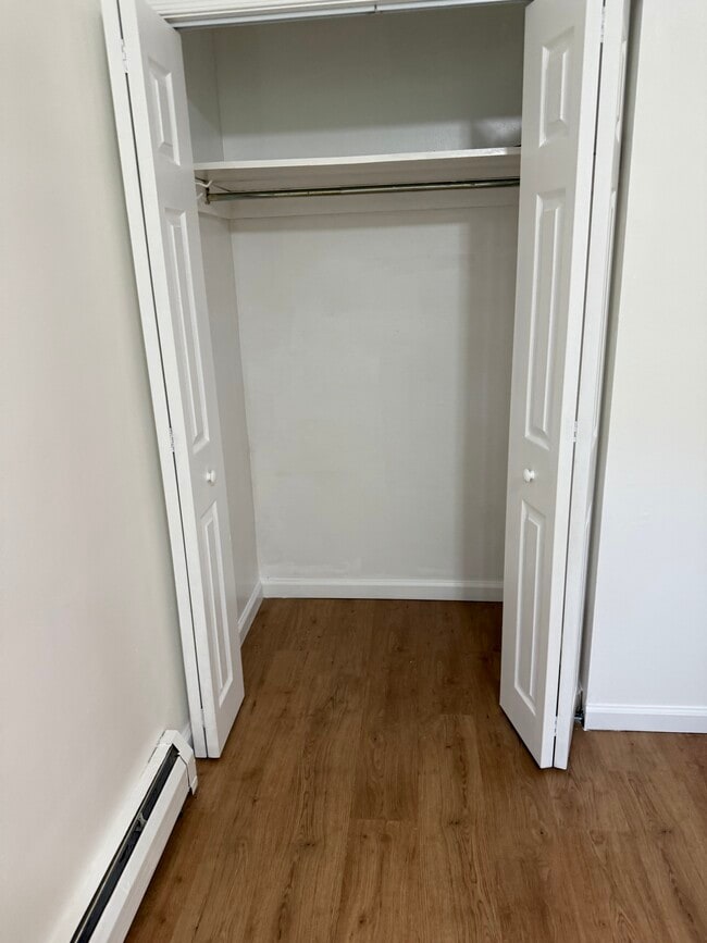 Photo - 835 Garrett Ln Unit 1B