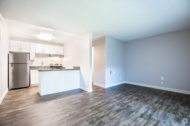 Studio - 400SF