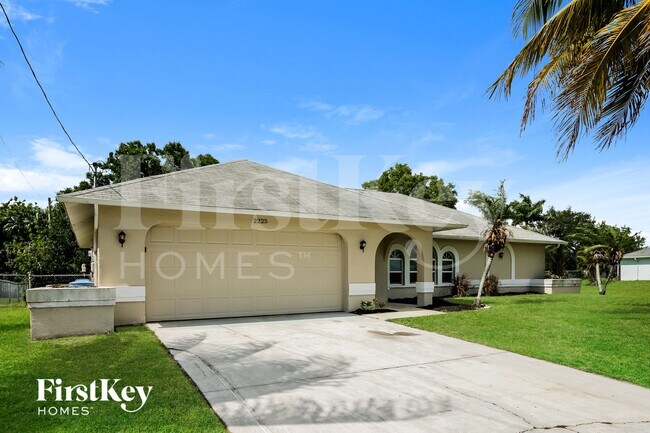 Photo - 2225 Tropicana Parkway W
