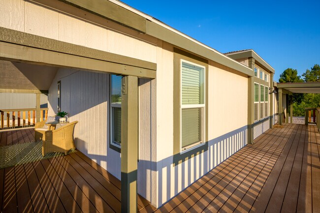 Photo - 407 Boulder Ln