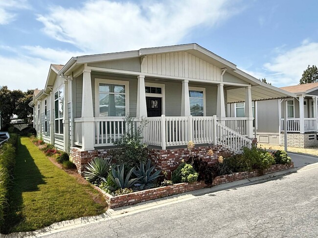 Building Photo - 3595 Santa Fe Ave Rental