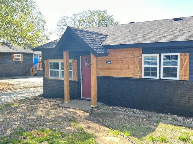 Photo - 1880 Kaywood Ln
