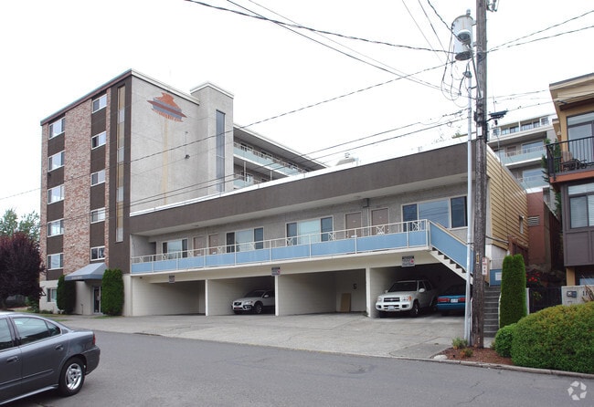 Photo - Aloha House Apartments