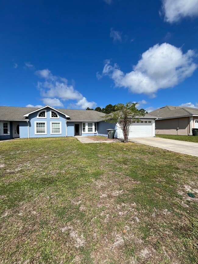 Building Photo - 209 Royal Palms Ave Unit 1